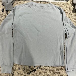 Brandy Melville long sleeve swat shirts